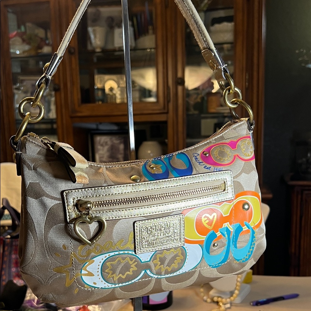 Final Sale❣️ Coach Poppy Tan Shoulder Bag with Colorful Graphics